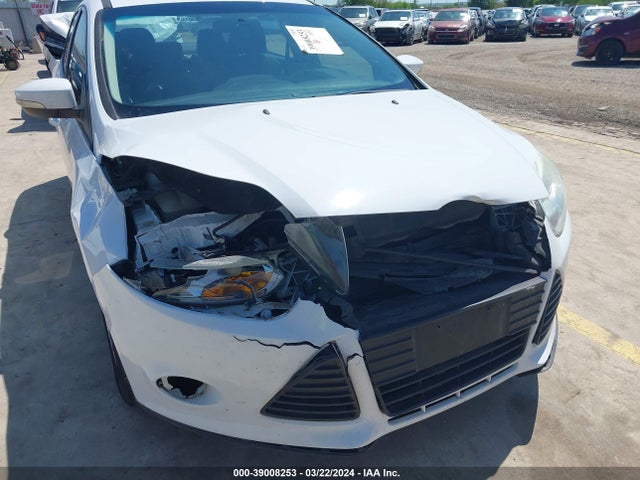 Ford FOCUS SE 2014 1FADP3F28EL336109 Image 6