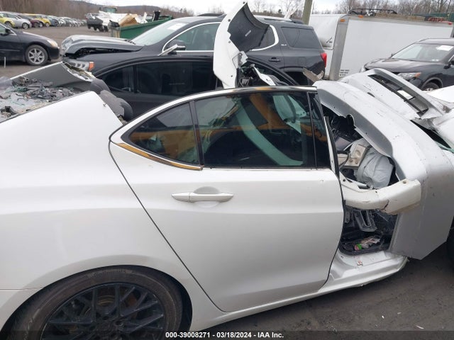 Acura TLX 2018 19UUB2F32JA007313 Image 13