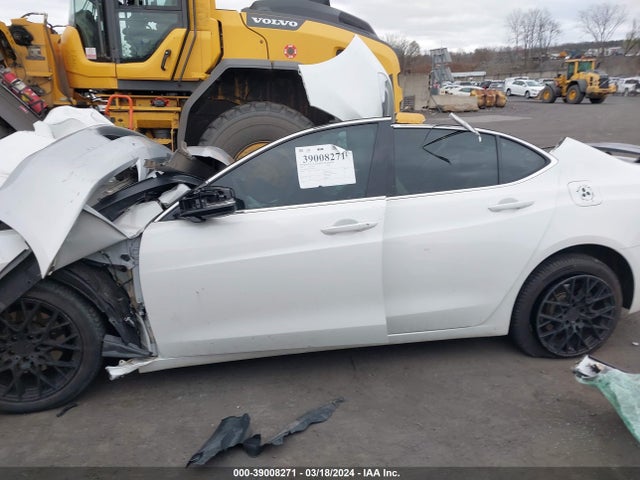 Acura TLX 2018 19UUB2F32JA007313 Image 14