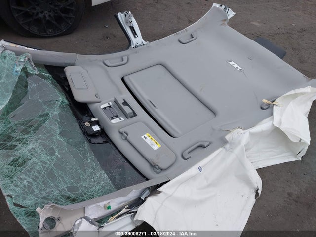 Acura TLX 2018 19UUB2F32JA007313 Image 17