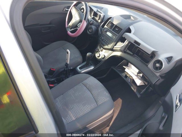 Chevrolet Sonic Ls Auto 2014 1G1JA6SH1E4240223 Image 5