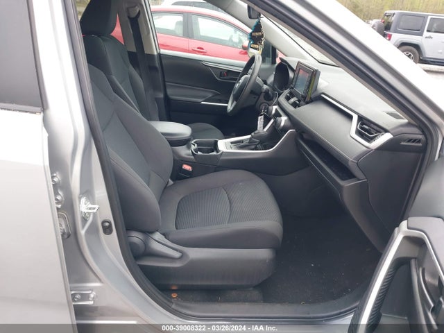Toyota RAV4 LE 2021 2T3H1RFVXMW143157 Image 5