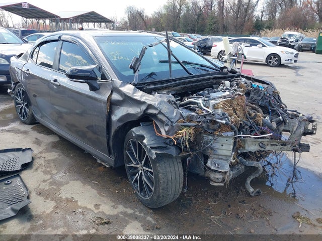 2019 4T1B11HK7KU688815 main image