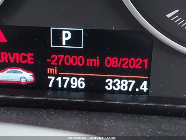 WBA8E1G33HNU17327 BMW 320i