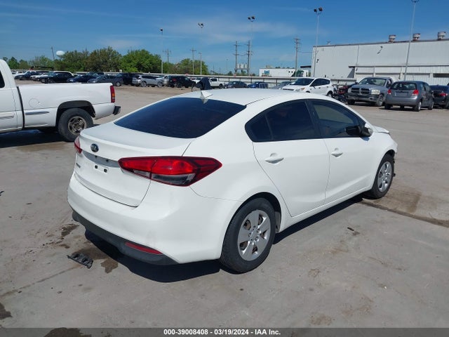 KIA FORTE LX 2017 3KPFK4A77HE063641 Image 4