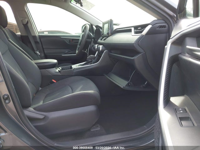 Toyota RAV4 LE 2020 2T3H1RFV1LC039706 Image 5