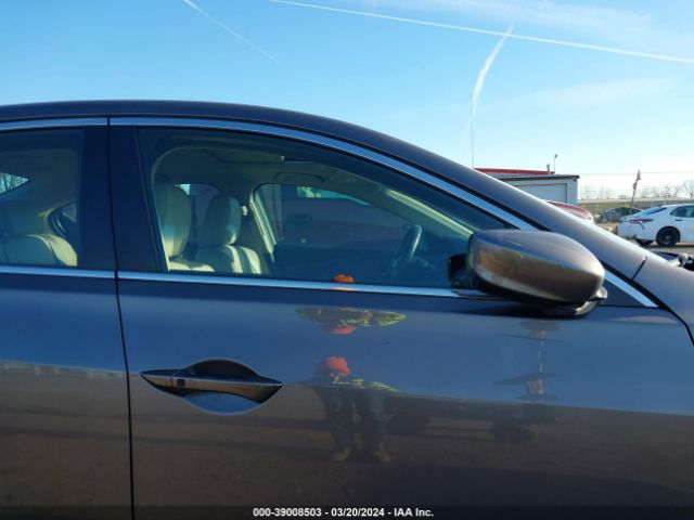 19VDE1F53EE004644 Acura Ilx 2.0l