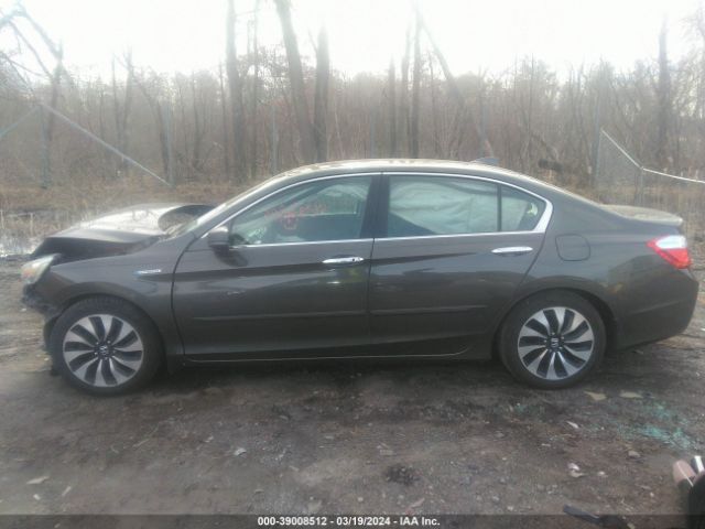1HGCR6F7XEA007275 Honda Accord Hybrid Touring