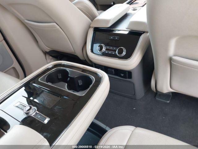 5LMJJ2LT9JEL09692 Lincoln Navigator Reserve