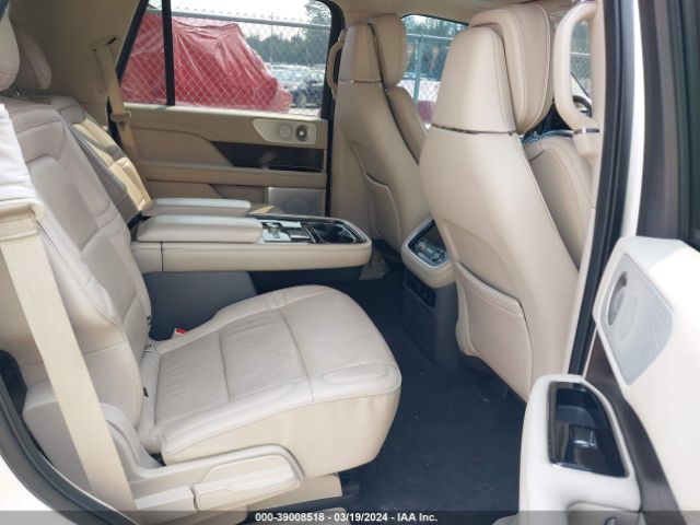 5LMJJ2LT9JEL09692 Lincoln Navigator Reserve