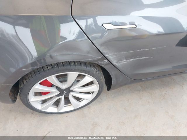 5YJ3E1EB5KF477574 Tesla Model 3 Long Range/performance