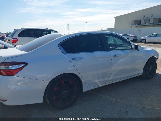 Honda ACCORD EX 2017 1HGCR2F78HA115195 Image 14