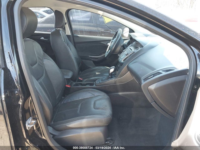 Ford FOCUS SE 2016 1FADP3K21GL340026 Image 5
