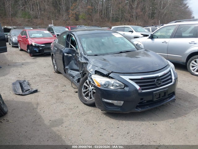 Nissan Altima 2.5 S 2015 1N4AL3AP2FC581930 главное изображение