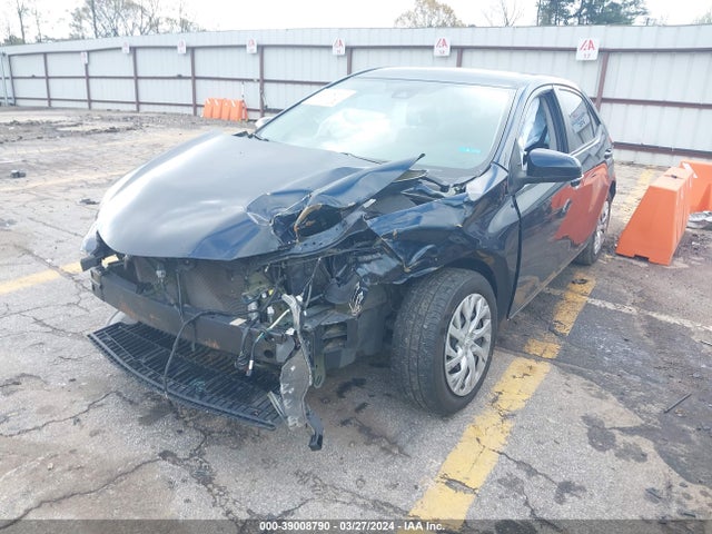 Toyota COROLLA LE 2019 5YFBURHE9KP876012 Image 2