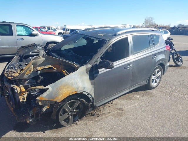Toyota Rav4 Xle 2015 2T3RFREV2FW387539 Image 2