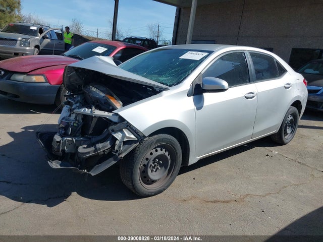 Toyota COROLLA LE 2016 5YFBURHE1GP392486 Image 2