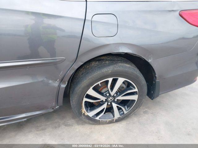 5FNRL6H93JB033677 Honda Odyssey Elite