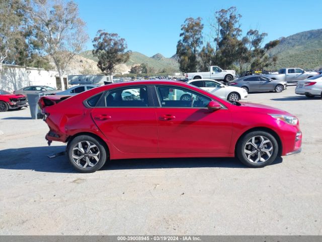 3KPF24AD2LE176895 KIA Forte Lxs