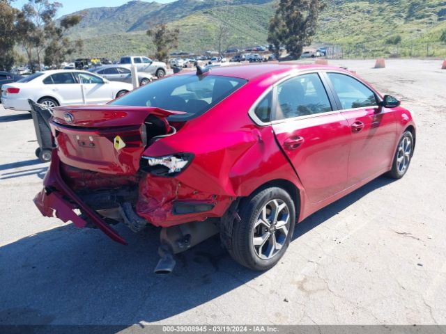 3KPF24AD2LE176895 KIA Forte Lxs