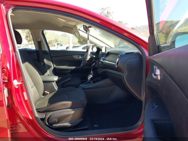 3KPF24AD2LE176895 KIA Forte Lxs