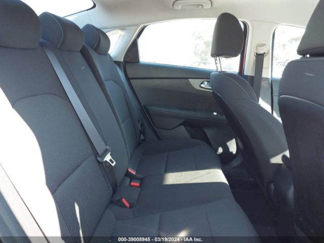 3KPF24AD2LE176895 KIA Forte Lxs
