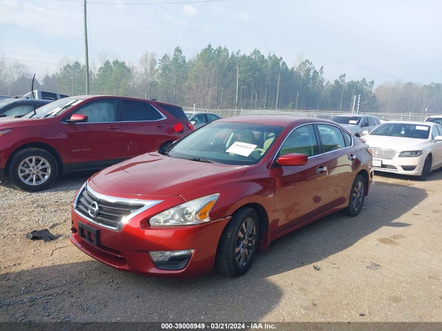 Nissan Altima 2.5 S 2015 1N4AL3AP9FC579267 Image 2