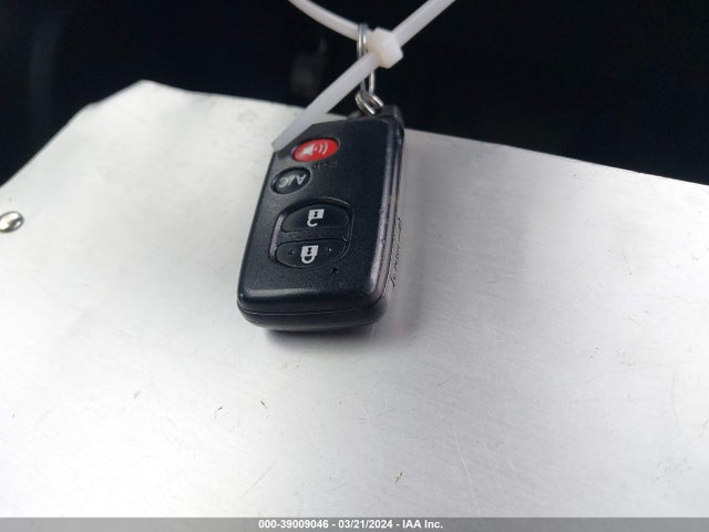Toyota PRIUS PLUG-IN 2015 JTDKN3DP3F3073194 Image 11