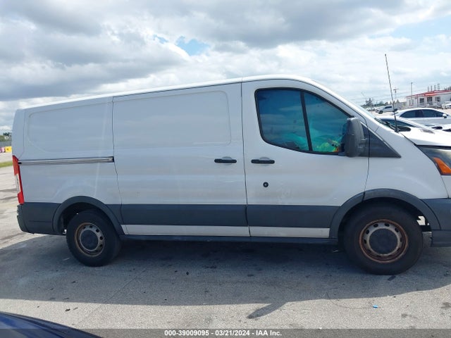 Ford Transit-150 2017 1FTYE1YM8HKB06780 Image 13
