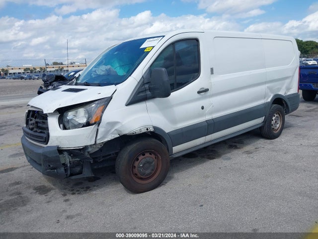 Ford Transit-150 2017 1FTYE1YM8HKB06780 Image 2