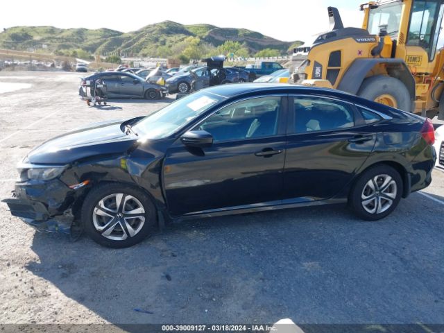 2HGFC2F5XHH563274 Honda Civic Lx