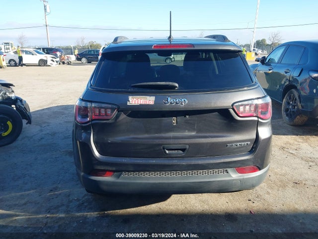 3C4NJCAB7JT181588 Jeep Compass Sport Fwd
