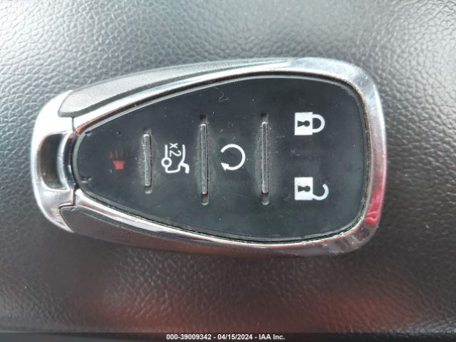 1G1ZD5ST2LF114009 Chevrolet Malibu Fwd Lt