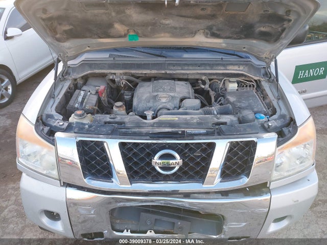 Nissan TITAN SV 2014 1N6AA0EC1EN519683 Image 10