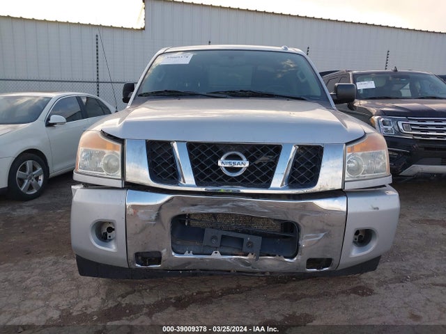 Nissan TITAN SV 2014 1N6AA0EC1EN519683 Image 12