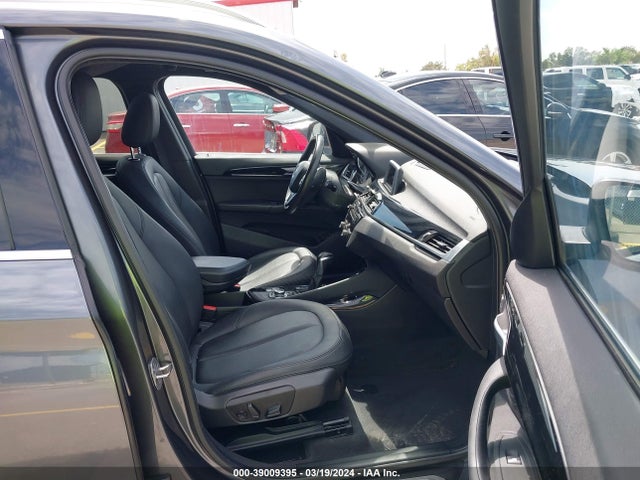 BMW X1 Xdrive28i 2016 WBXHT3C33G5E52108 Image 5