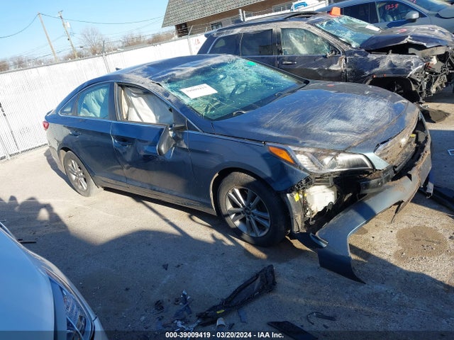 Hyundai SONATA SE 2016 5NPE24AF8GH353464 Image 1