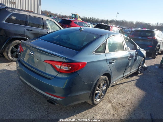 Hyundai SONATA SE 2016 5NPE24AF8GH353464 Image 4