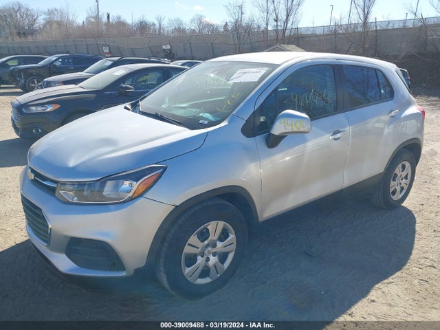 Chevrolet TRAX LS 2017 KL7CJKSB5HB123830 Image 2
