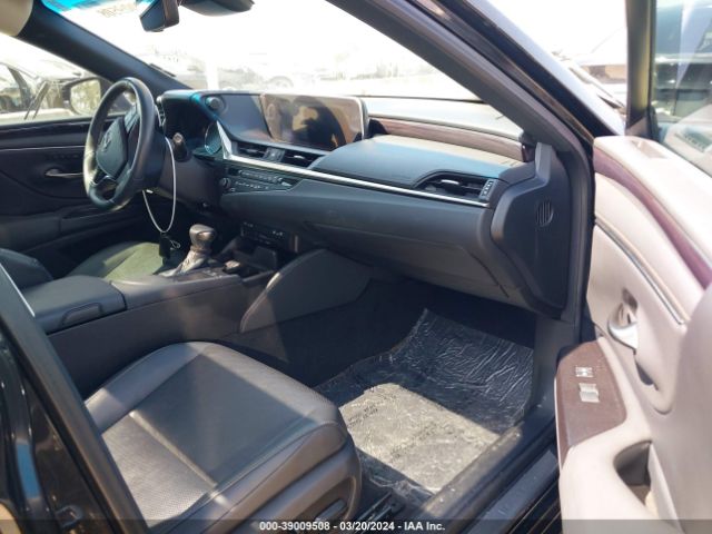 58ADZ1B12LU069390 Lexus ES 350