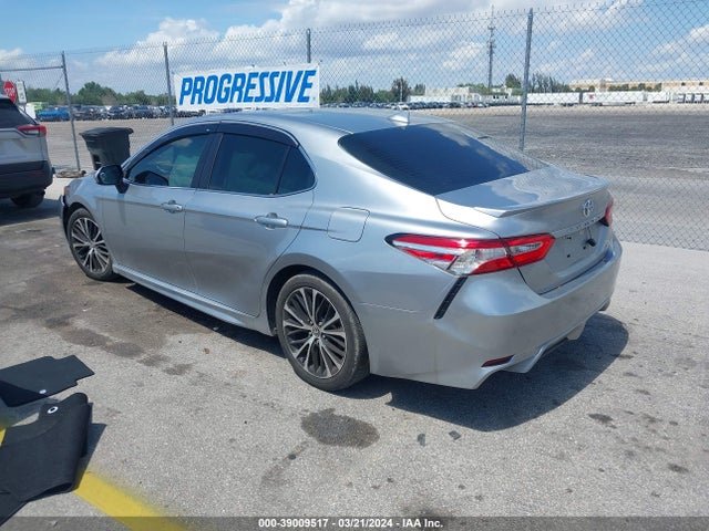 Toyota CAMRY SE 2020 4T1G11AK2LU979918 Image 3