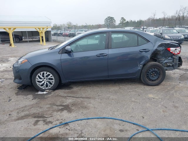 Toyota COROLLA LE 2018 5YFBURHE5JP818736 Image 14