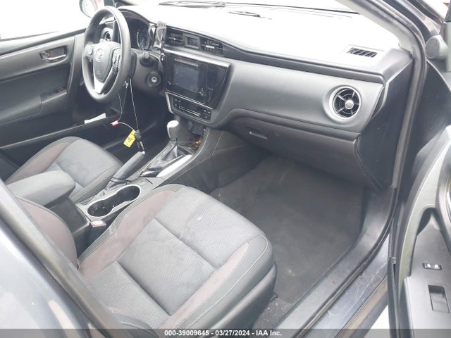 Toyota COROLLA LE 2018 5YFBURHE5JP818736 Image 5