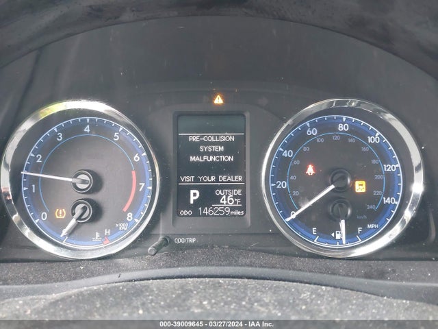 Toyota COROLLA LE 2018 5YFBURHE5JP818736 Image 7