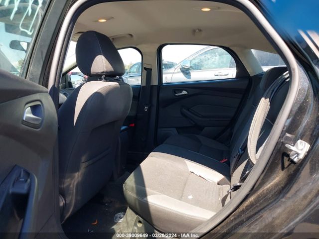 1FADP3K24EL300164 Ford FOCUS SE