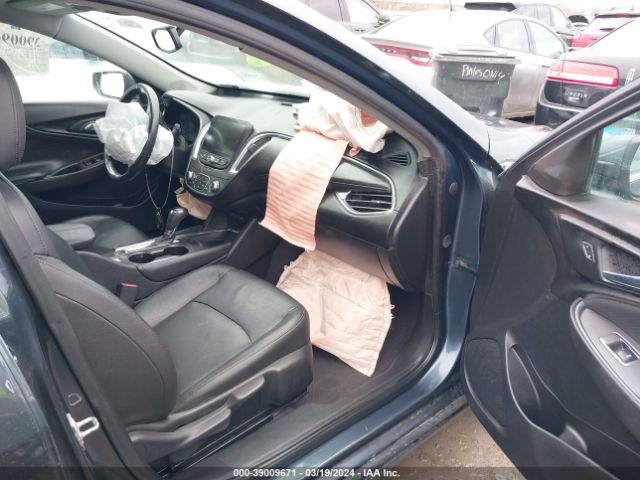 2020 CHEVROLET MALIBU 1G1ZD5ST7LF013807 Photo 4