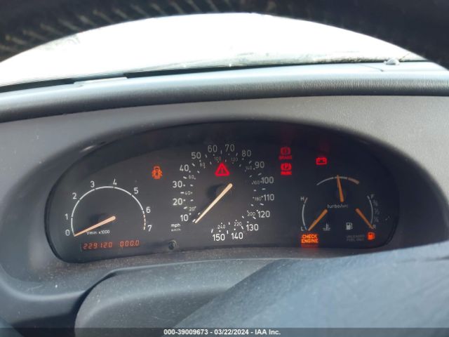 1997 SAAB 900 YS3DF58N0V2001182 Photo 6