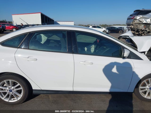 Ford FOCUS SE 2018 1FADP3FEXJL319171 Image 13