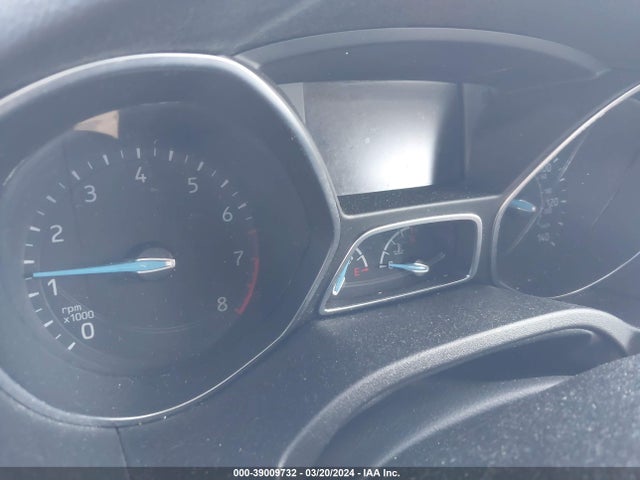Ford FOCUS SE 2018 1FADP3FEXJL319171 Image 7