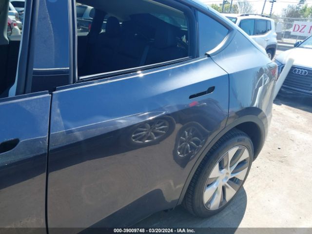 7SAYGDEE6RA233437 Tesla Model Y Long Range Dual Motor All-wheel Drive
